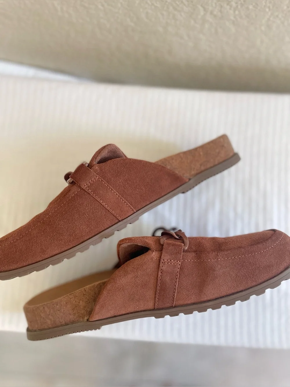 Vionic Rust Brown Suede Chain-Link Slide Mules SZ 9 - Picture 5 of 8
